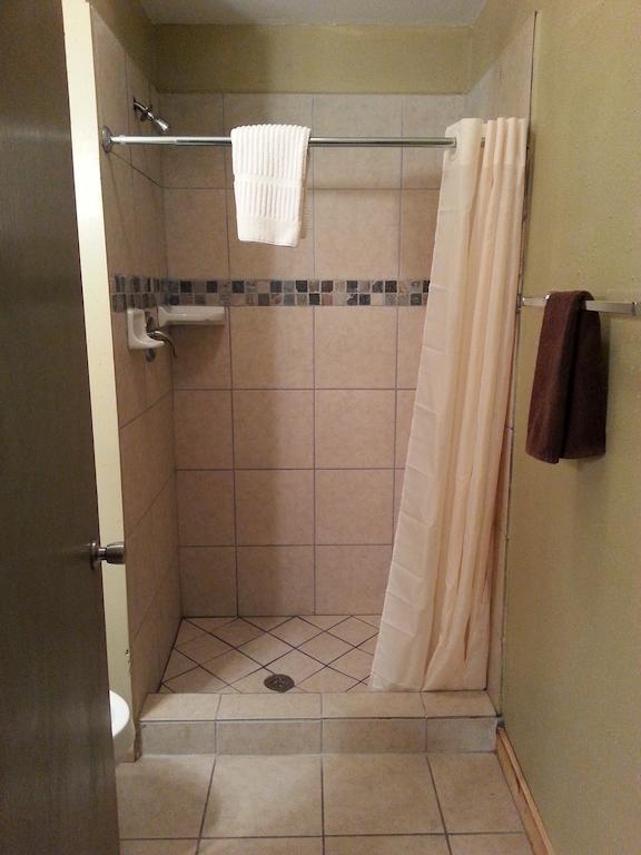 Knights Inn Pearsall 객실 사진